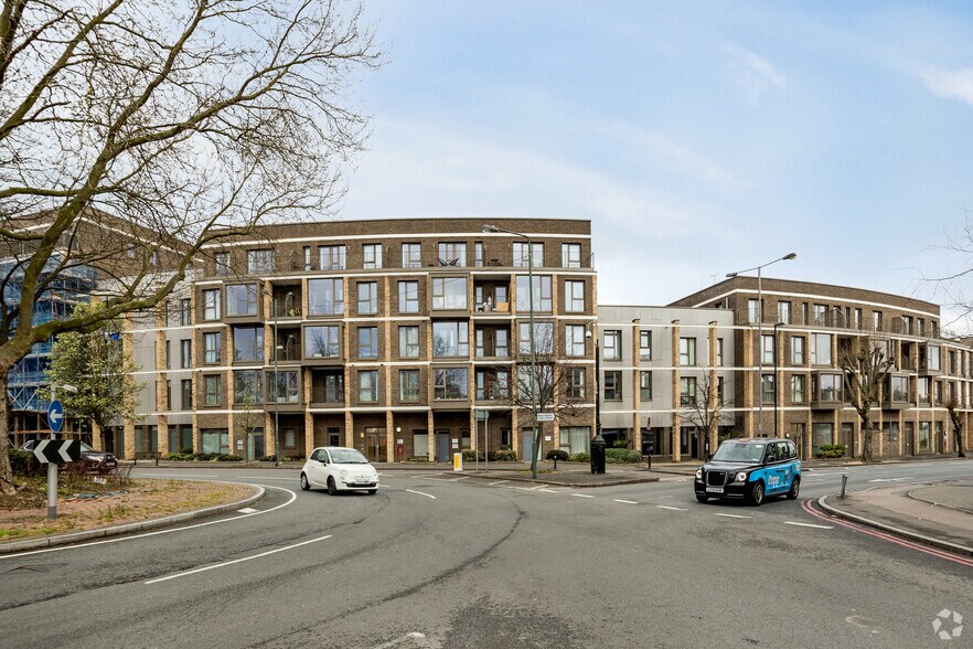 2 Purley Way, Croydon à vendre - Photo du bâtiment - Image 2 de 3