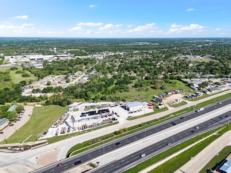 4901 Interstate 35 N, Waco, TX for sale - Aerial - Image 2 of 7