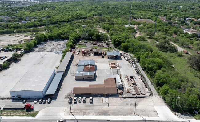 Plus de détails pour 7626 Grissom Rd, San Antonio, TX - Industriel à louer
