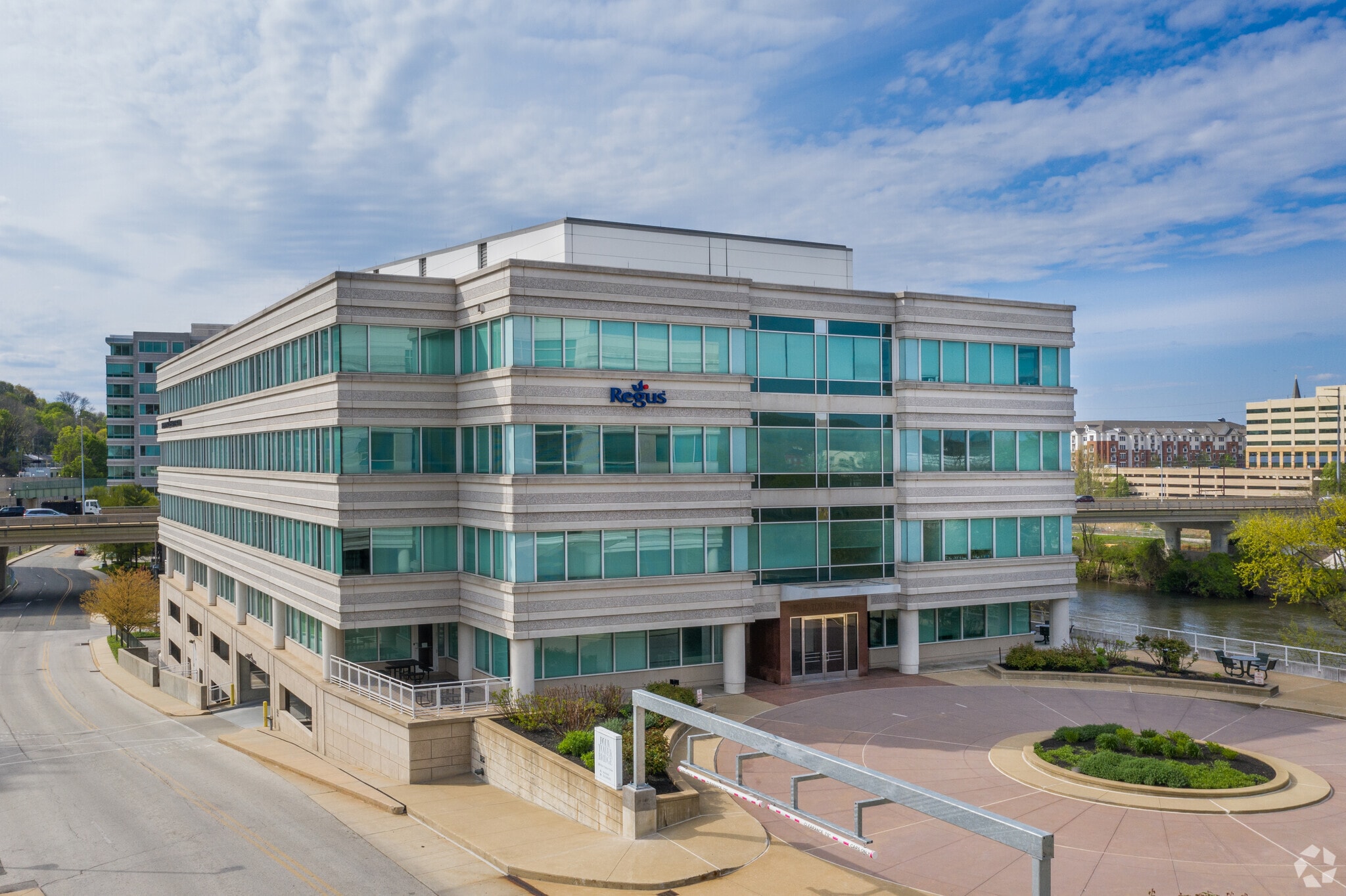 200 Barr Harbor Dr, Conshohocken, PA for lease Building Photo- Image 1 of 8