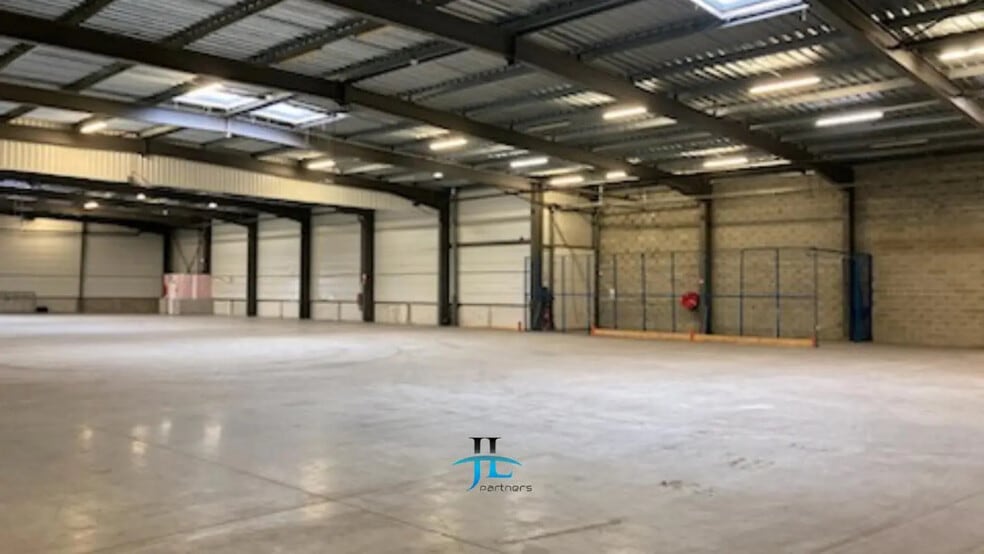 Industriel dans Le Haillan à louer - Photo intérieure - Image 3 de 3