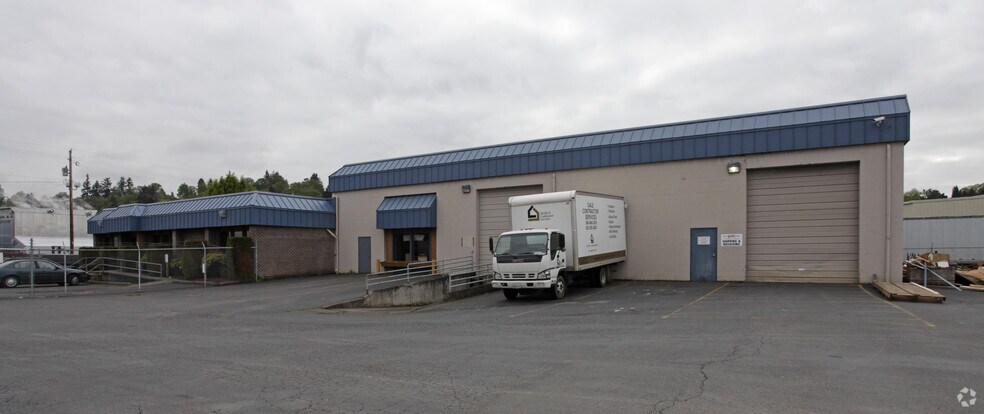 4109 NW Fruit Valley Rd, Vancouver, WA à louer - Photo du bâtiment - Image 2 de 6