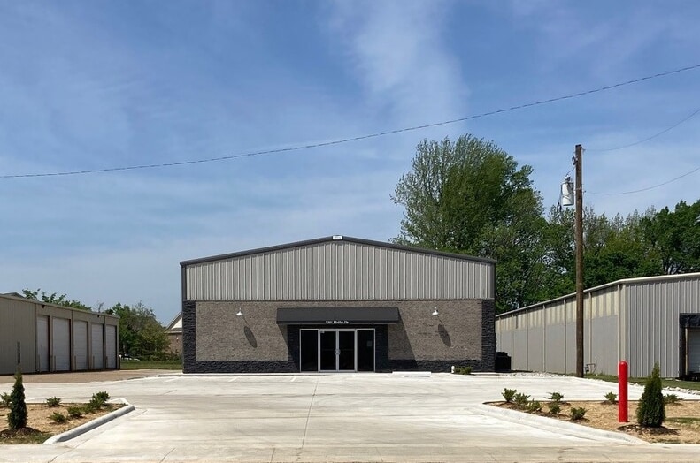 3301 Malibu Dr, Jonesboro, AR à louer - Photo du bâtiment - Image 3 de 17