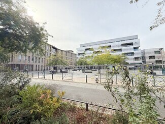 Plus de détails pour 30 Rue Hoche, Pantin - Bureau à louer