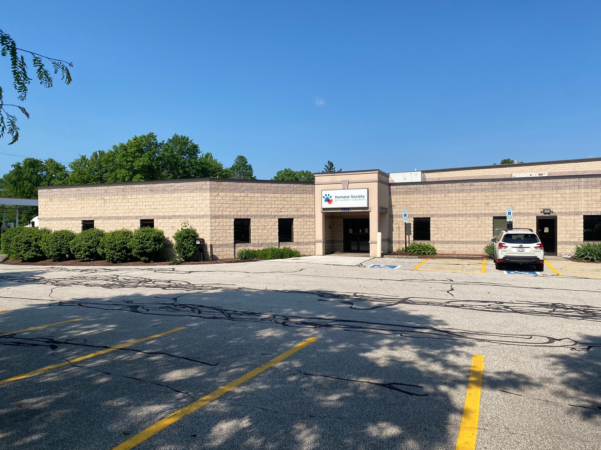 7996 Darrow Rd, Twinsburg, OH à vendre Photo du bâtiment- Image 1 de 1