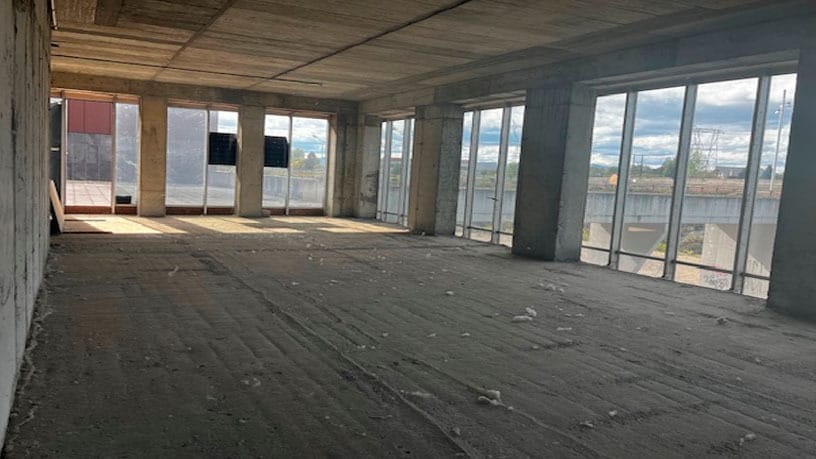 Calle Ronda del Norte, Ponferrada, LEO 24491 - - - Interior Photo - Image 1 of 5