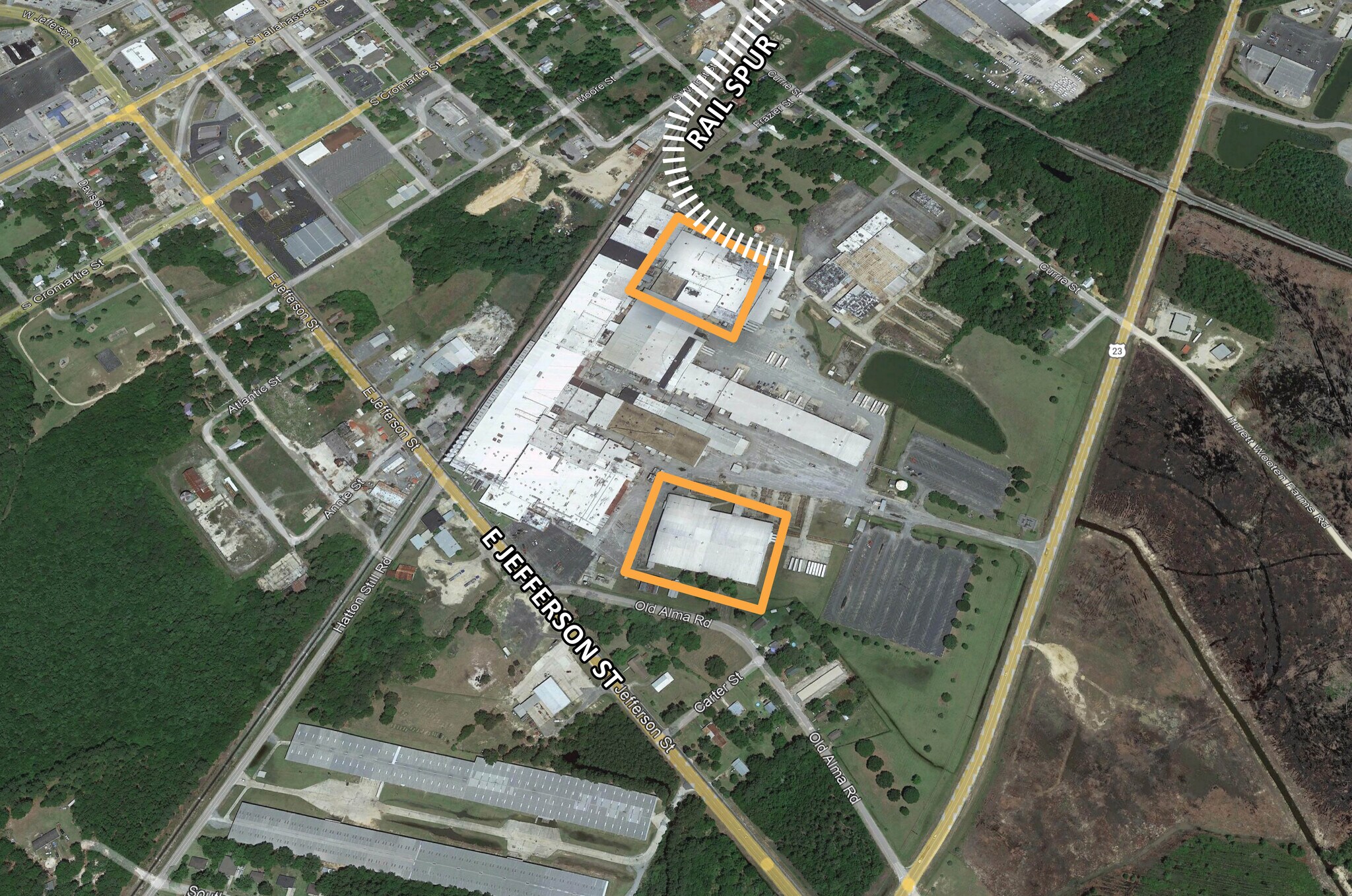 95 E Jefferson St, Hazlehurst, GA à louer Photo principale- Image 1 de 2