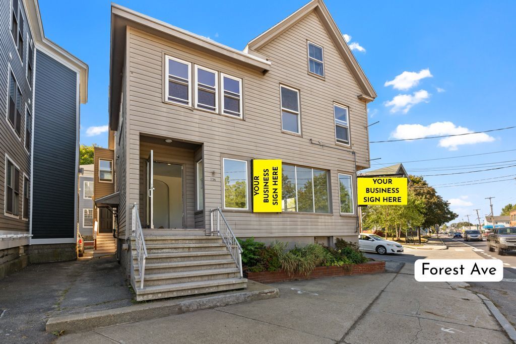 736 Forest Ave, Portland, ME à vendre Photo du bâtiment- Image 1 de 19