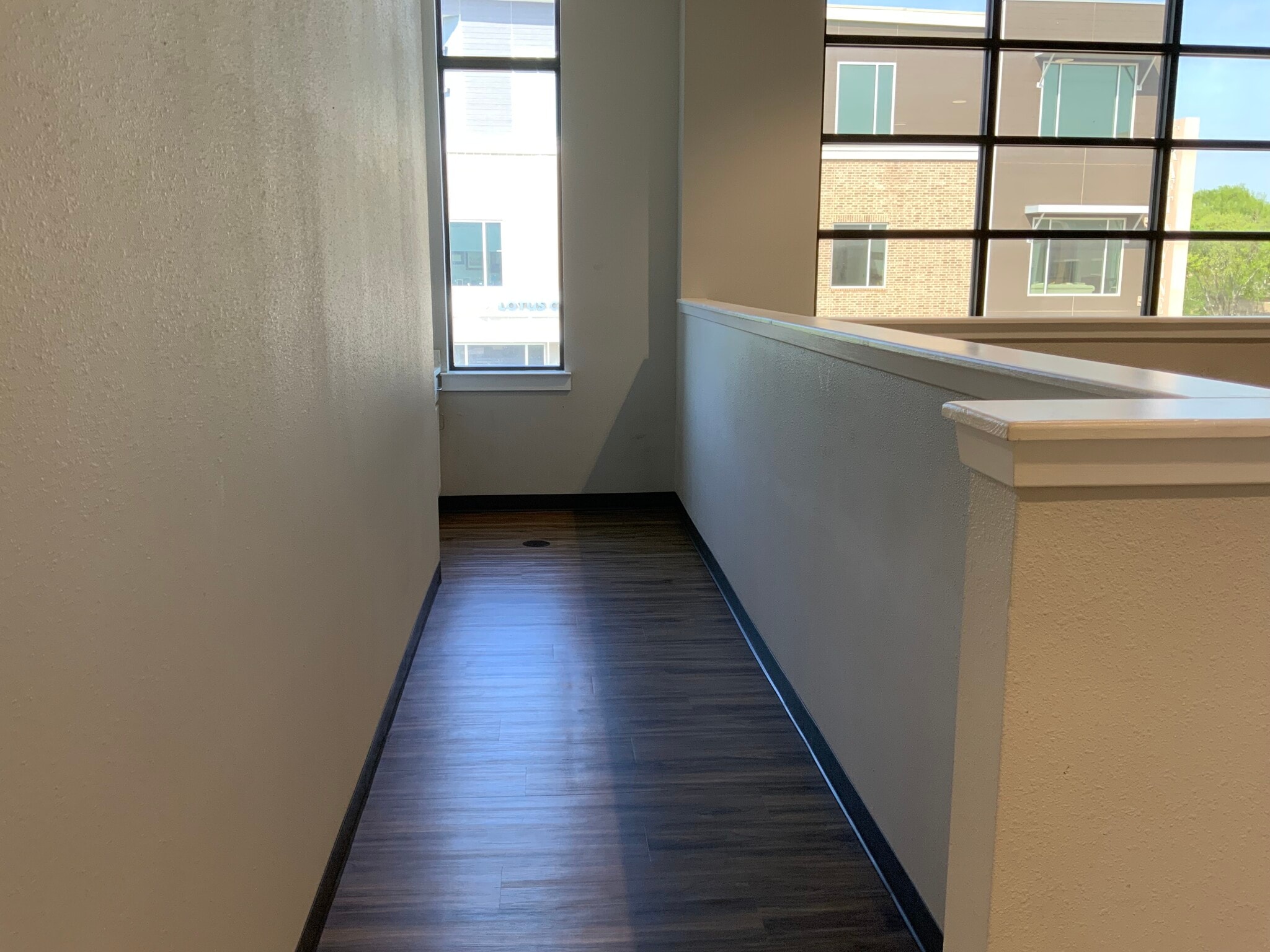 320 S Oak St, Roanoke, TX à louer Photo intérieure- Image 1 de 22