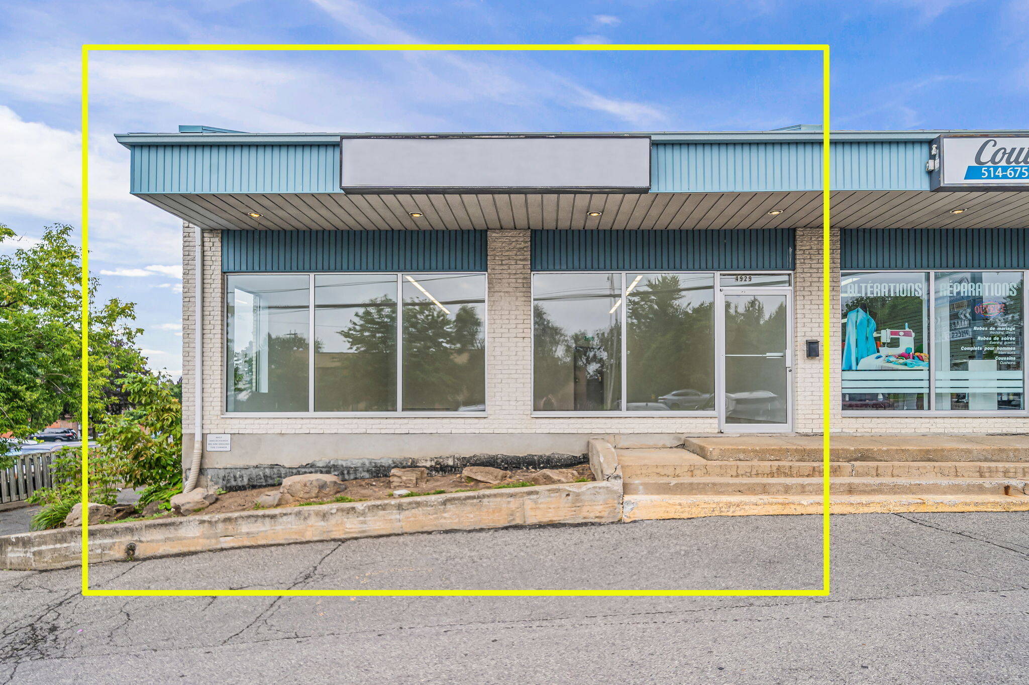 4917-4933 Saint-Charles Boul, Pierrefonds, QC for lease Primary Photo- Image 1 of 4