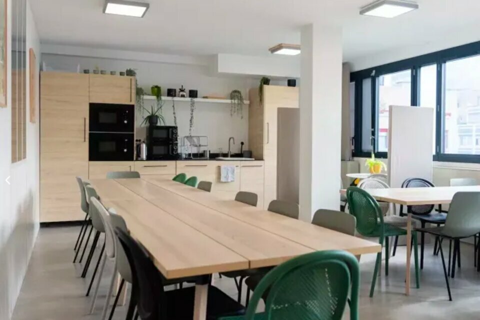 Office in Nanterre for lease Interior Photo- Image 1 of 7