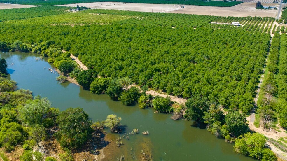 11875 South Ave, Ballico, CA à vendre - Photo du bâtiment - Image 3 de 5