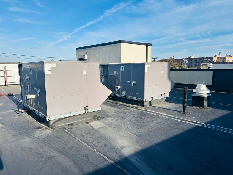 431 Beach 129th St, Belle Harbor, NY à louer - Photo du bâtiment - Image 3 de 3