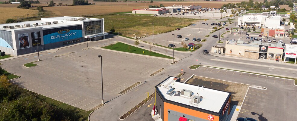 776 St Clair St, Chatham, ON à louer - Photo du bâtiment - Image 2 de 5