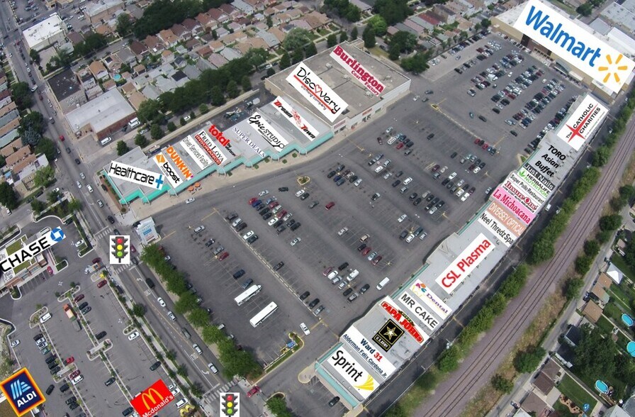 4600-4648 W Diversey Ave, Chicago, IL à louer - Photo du bâtiment - Image 2 de 2