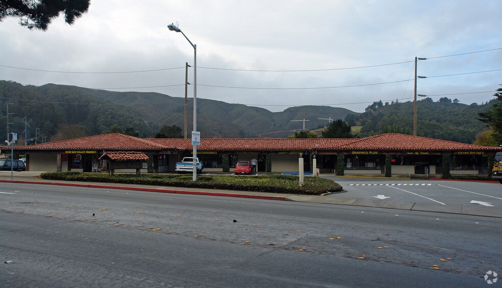 980-996 Linda Mar Blvd, Pacifica, CA for lease - Building Photo - Image 2 of 3