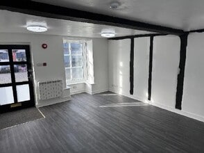 20 Aylesbury End, Beaconsfield for lease Interior Photo- Image 1 of 2