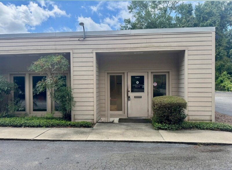 21 Gamecock Ave, Charleston, SC for sale - Primary Photo - Image 1 of 1