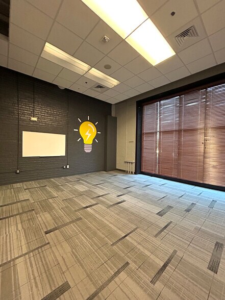 238 N Mead St, Wichita, KS à louer - Photo intérieure - Image 3 de 13