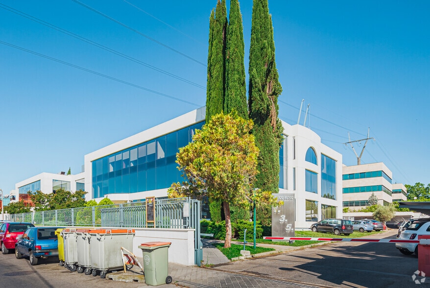 Calle Musgo, 5, Madrid, Madrid for lease - Building Photo - Image 3 of 4