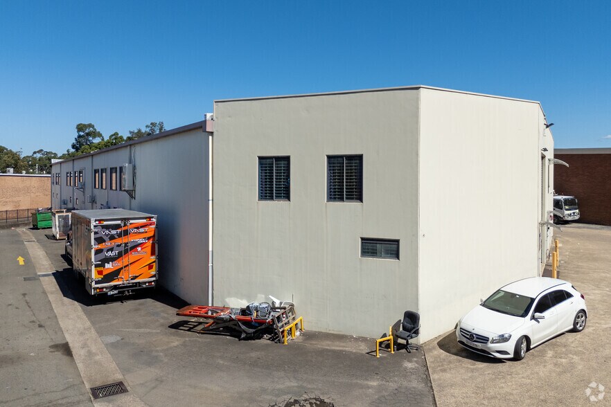 9A Foundry Rd, Seven Hills for sale - Building Photo - Image 2 of 5