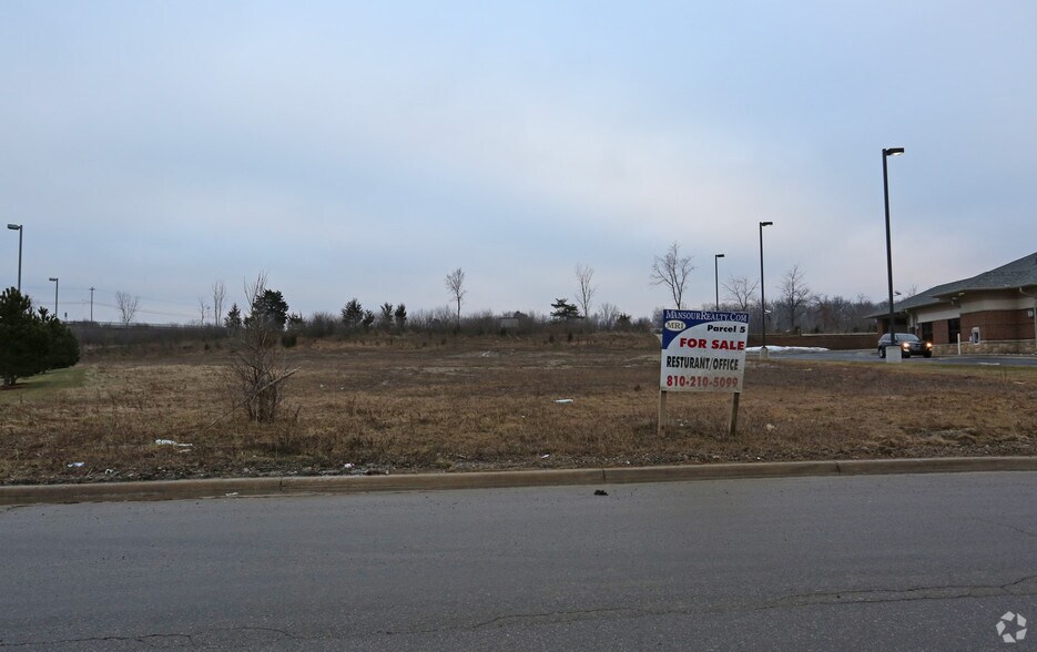 3422 Regency Park Rd, Grand Blanc, MI à vendre - Photo du bâtiment - Image 3 de 3