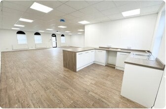 Churchfield Ct, Barnsley for lease Interior Photo- Image 2 of 9