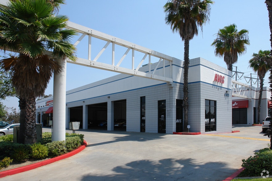 6696 Miramar Rd, San Diego, CA for lease - Building Photo - Image 1 of 15
