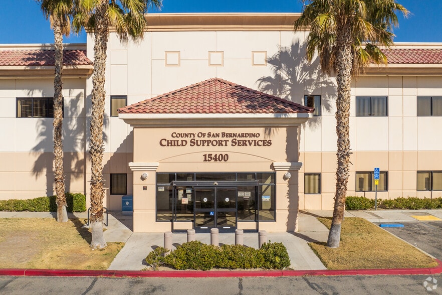 15400 Civic Dr, Victorville, CA à vendre - Photo du bâtiment - Image 3 de 5