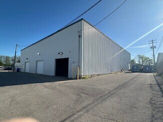 Plus de détails pour 1060 W High St, Lexington, KY - Industriel à louer