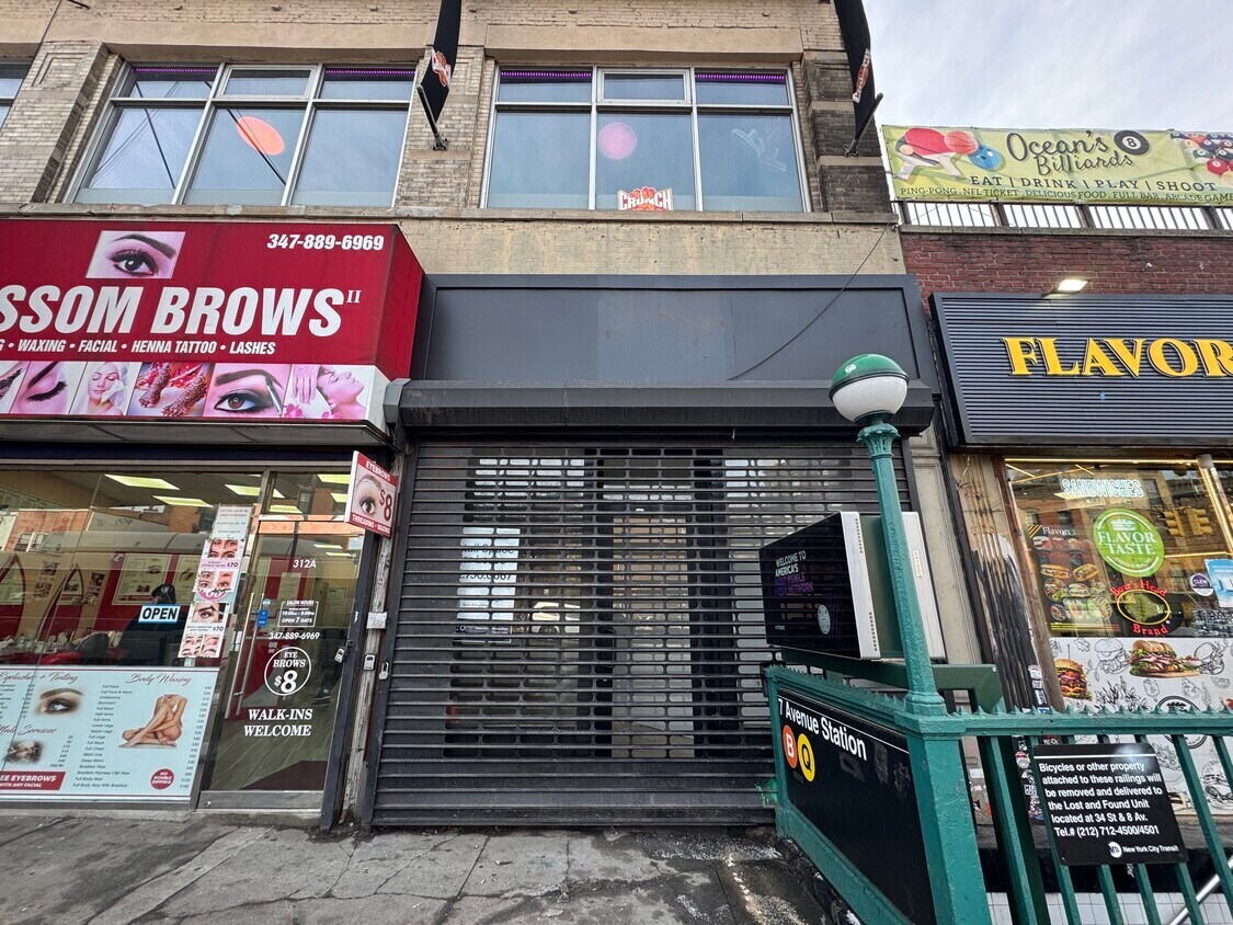 312-318 Flatbush Ave, Brooklyn, NY à louer Photo du bâtiment- Image 1 de 6