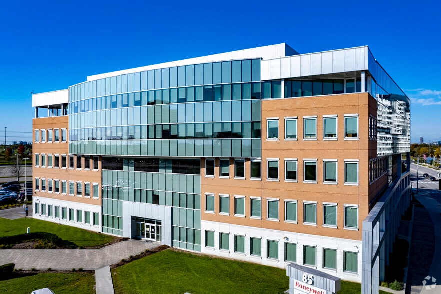 85 Enterprise Blvd, Markham, ON à louer - Photo du bâtiment - Image 1 de 7