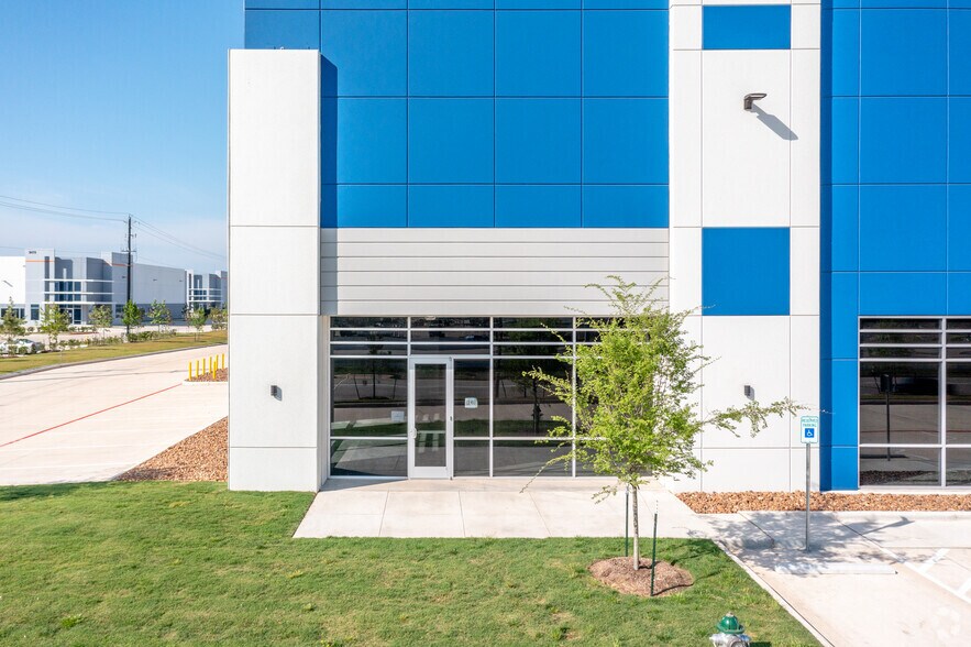 S Sam Houston Pky W, Missouri City, TX à louer - Photo du bâtiment - Image 3 de 9