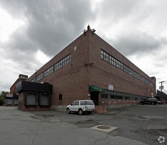 141 Lanza Ave, Garfield, NJ for lease - Building Photo - Image 1 of 8