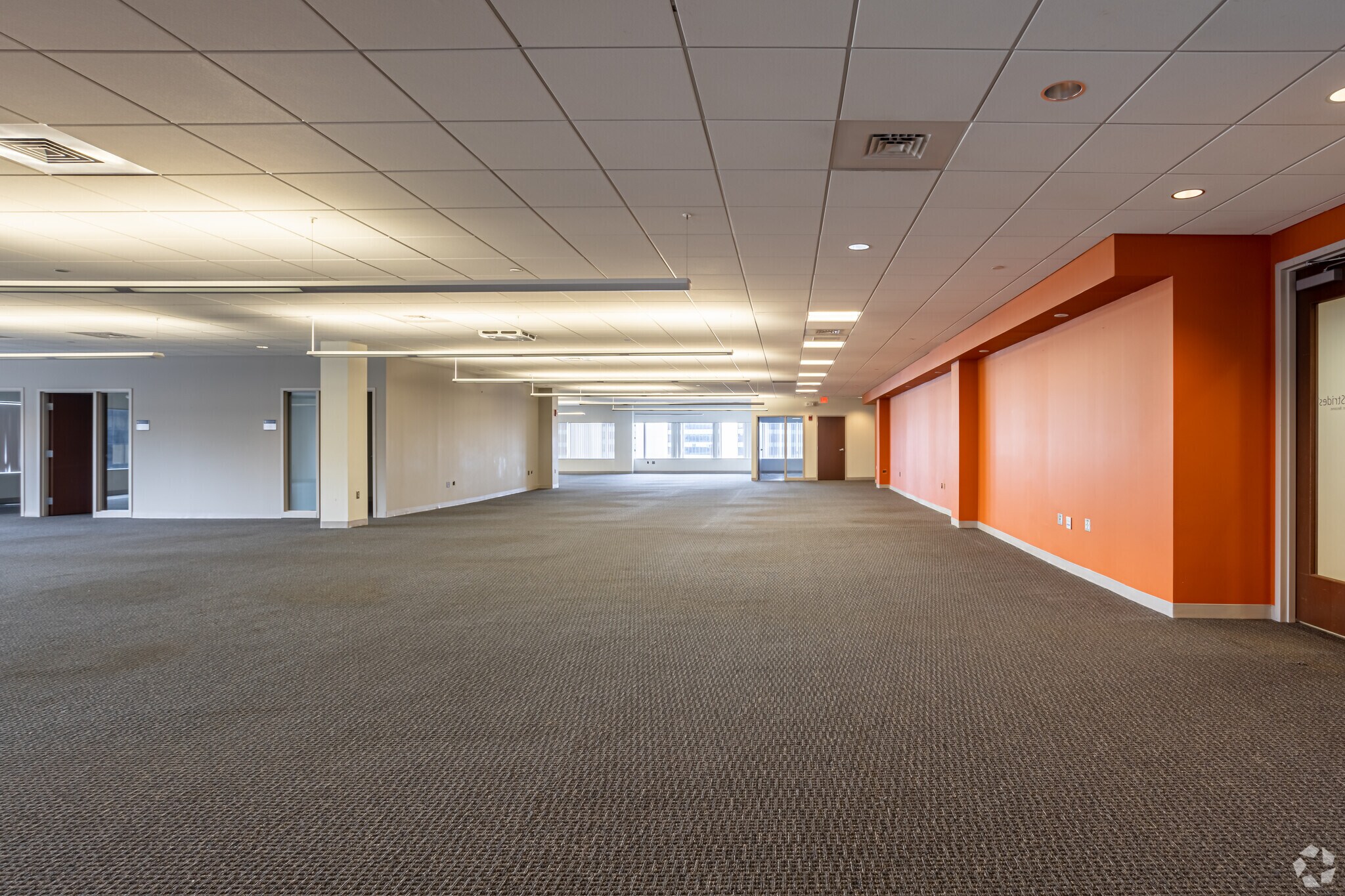 95 Heritage Dr, Quincy, MA for sale Interior Photo- Image 1 of 9