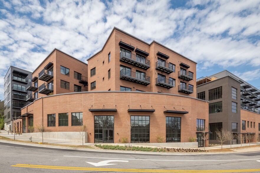 220 Williams St, Athens, GA for lease - Building Photo - Image 2 of 16