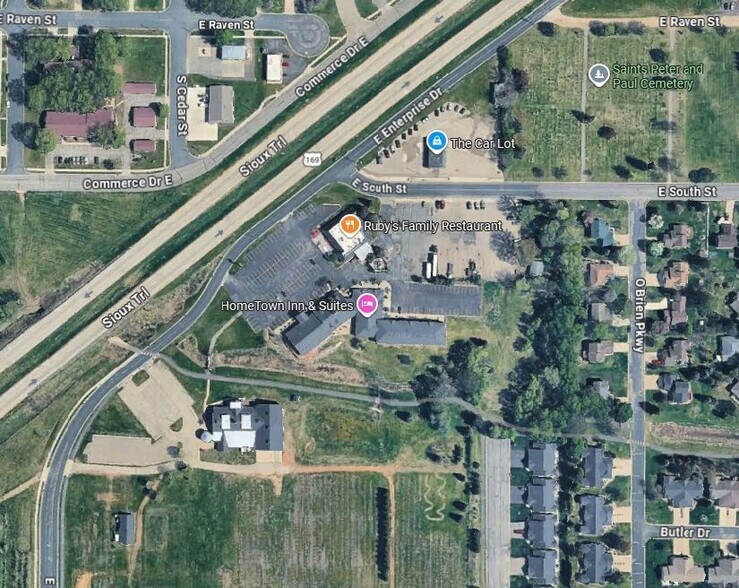 351 Enterprise Dr E, Belle Plaine, MN à louer - Photo du bâtiment - Image 3 de 3