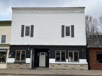 Plus de détails pour 137-147 Main St, Amherst, WI - Vente au détail à vendre