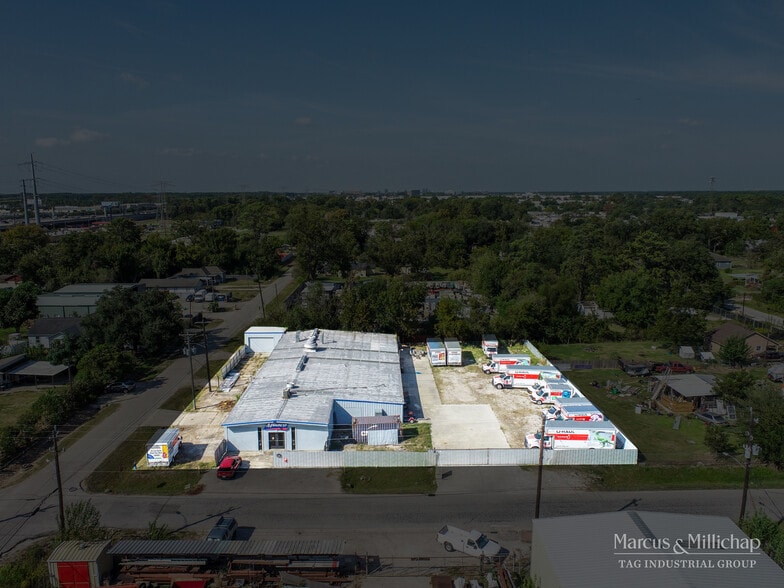 15405 Kurt Dr, Humble, TX à vendre - Photo du bâtiment - Image 2 de 5