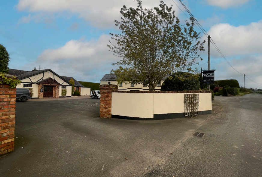 69 Ballynafoy Rd, Banbridge for sale - Primary Photo - Image 1 of 5