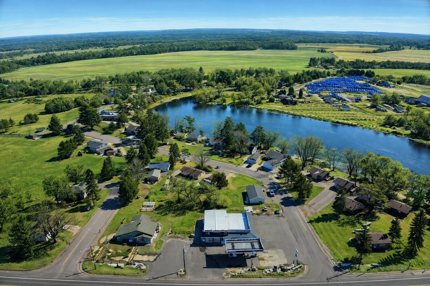 2671 27th St, Mikana, WI for sale - Building Photo - Image 2 of 2