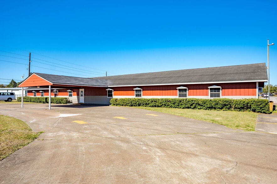 5111 Powerline Rd, Richmond, TX for sale - Building Photo - Image 2 of 36