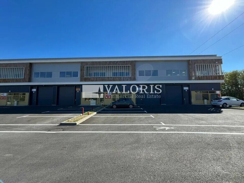 Flex in Rousset for lease - Building Photo - Image 3 of 10