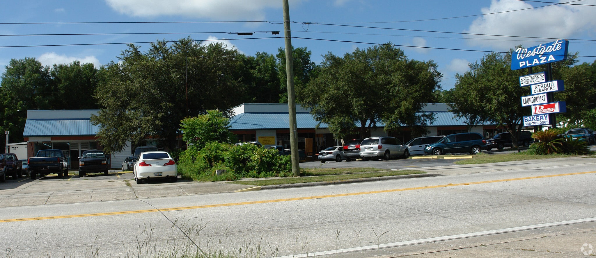 650 W New York Ave, Deland, FL for lease Primary Photo- Image 1 of 3