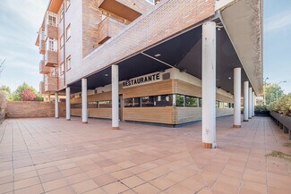 Plus de détails pour Commerce de détail à louer