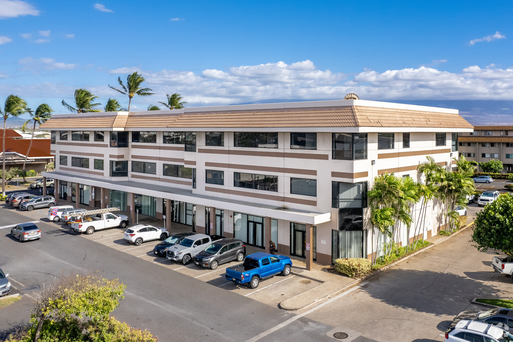 140 Hoohana St, Kahului, HI for lease Building Photo- Image 1 of 7