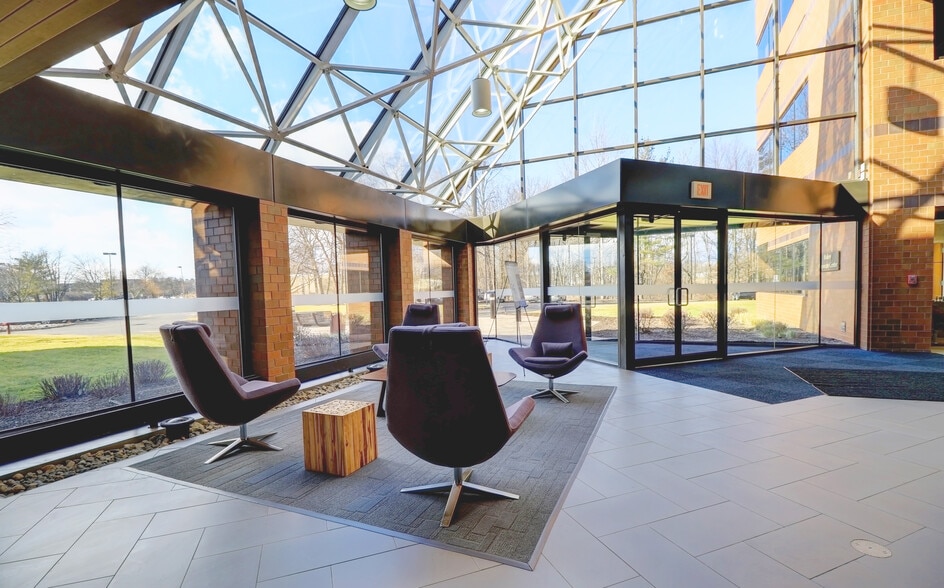 90 E Halsey Rd, Parsippany, NJ for lease - Interior Photo - Image 1 of 6