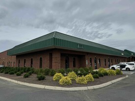 +/- 1,377 sf Office For Lease - Warehouse