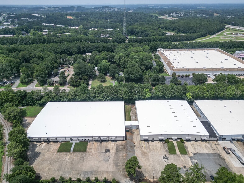 1125 Hayes Industrial Dr, Atlanta, GA for sale - Building Photo - Image 2 of 11