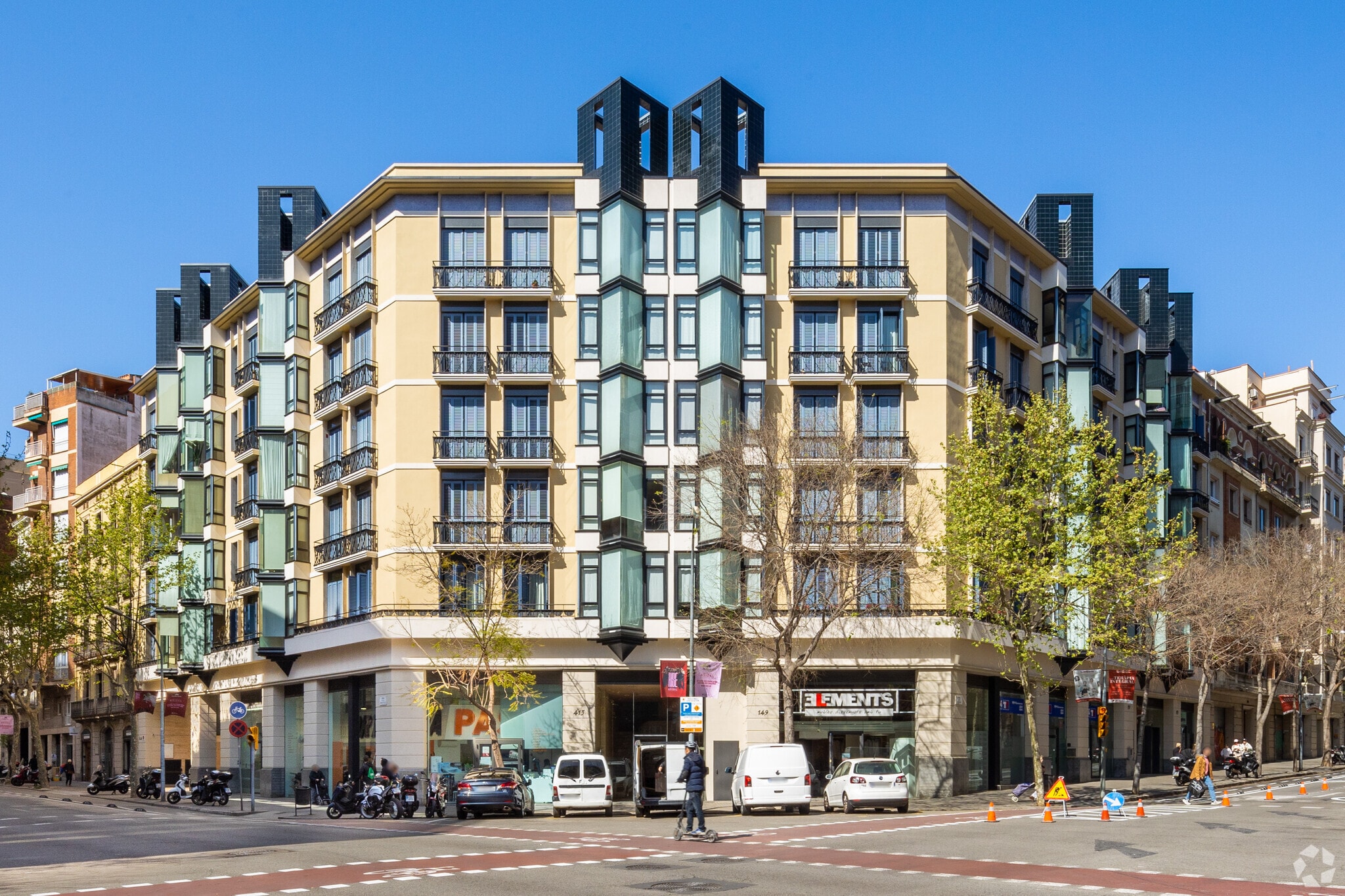 Carrer de la Diputació, 411, Barcelona, Barcelona for lease Primary Photo- Image 1 of 3